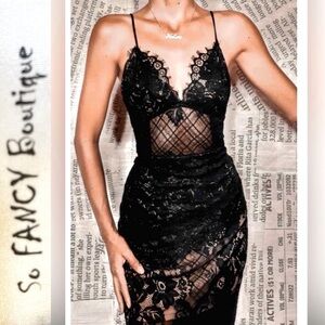 NWOT So Fancy Boutique Lace Dress Size Small. Black With Skin Tone Slip
